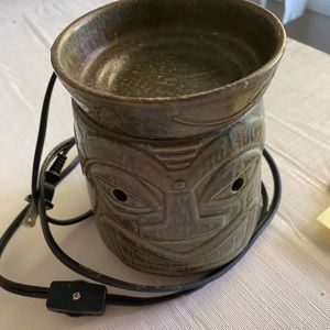 Scentsy Tiki Warmer